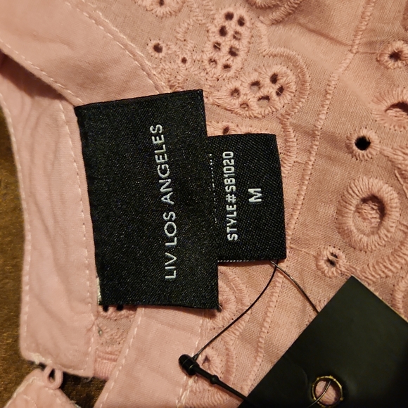 **NWT** LIV LOS ANGELES sleeveless top Sz M - Picture 5 of 6
